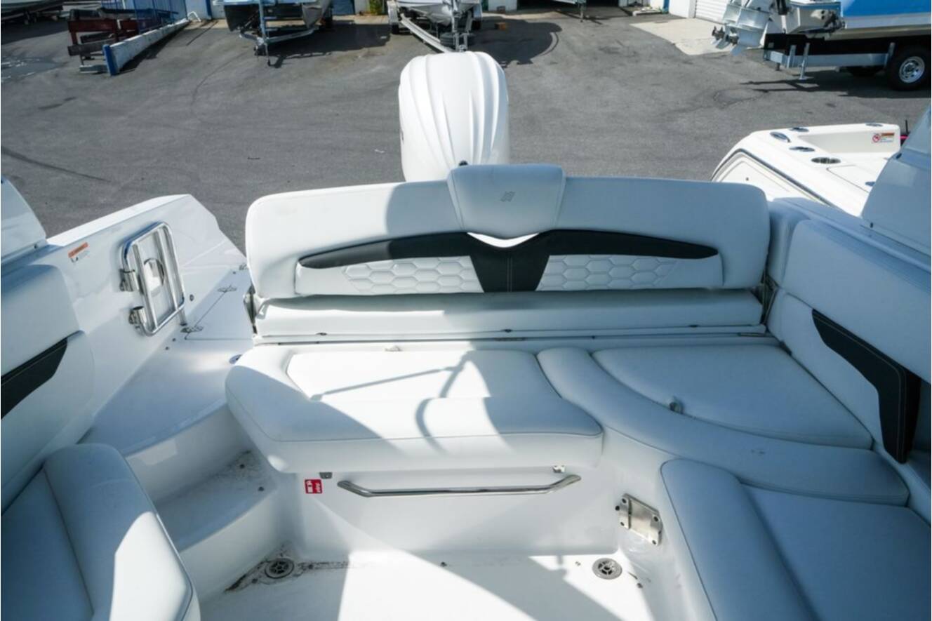 A photo of this 2026 Four Winns HD8 OB