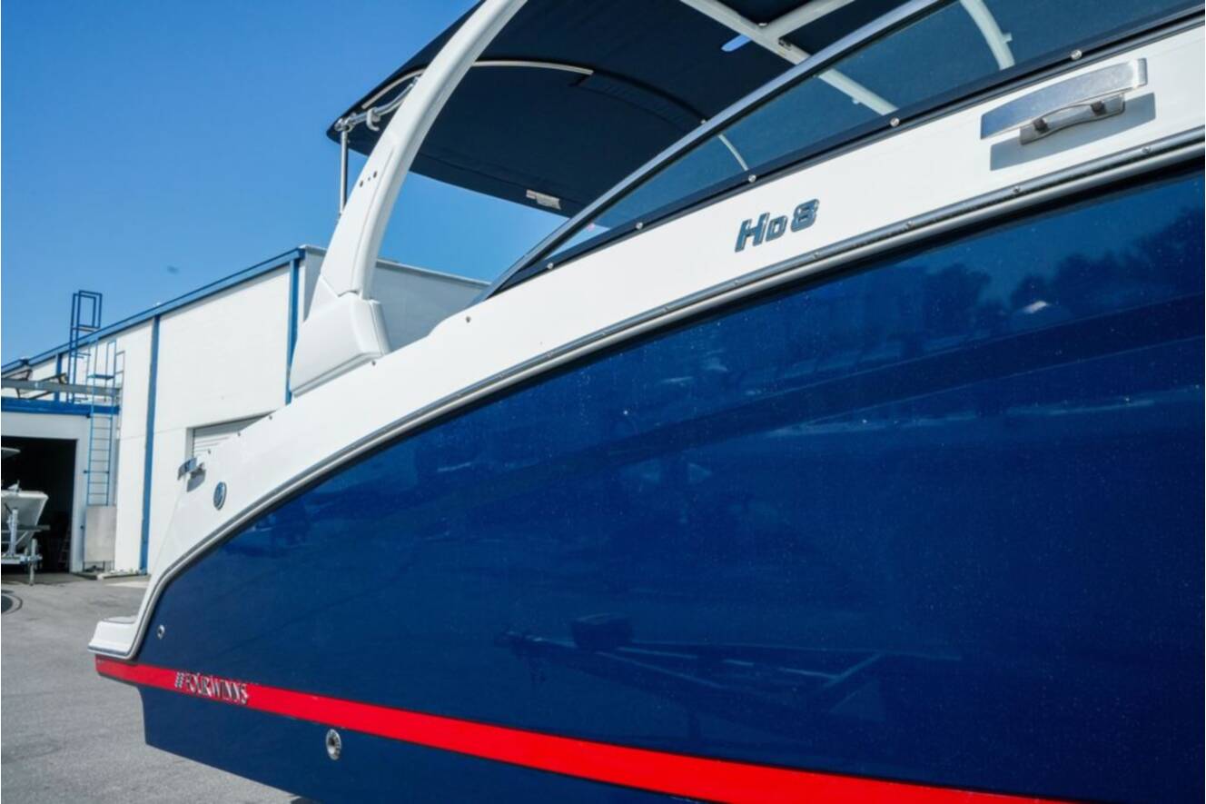 A photo of this 2026 Four Winns HD8 OB