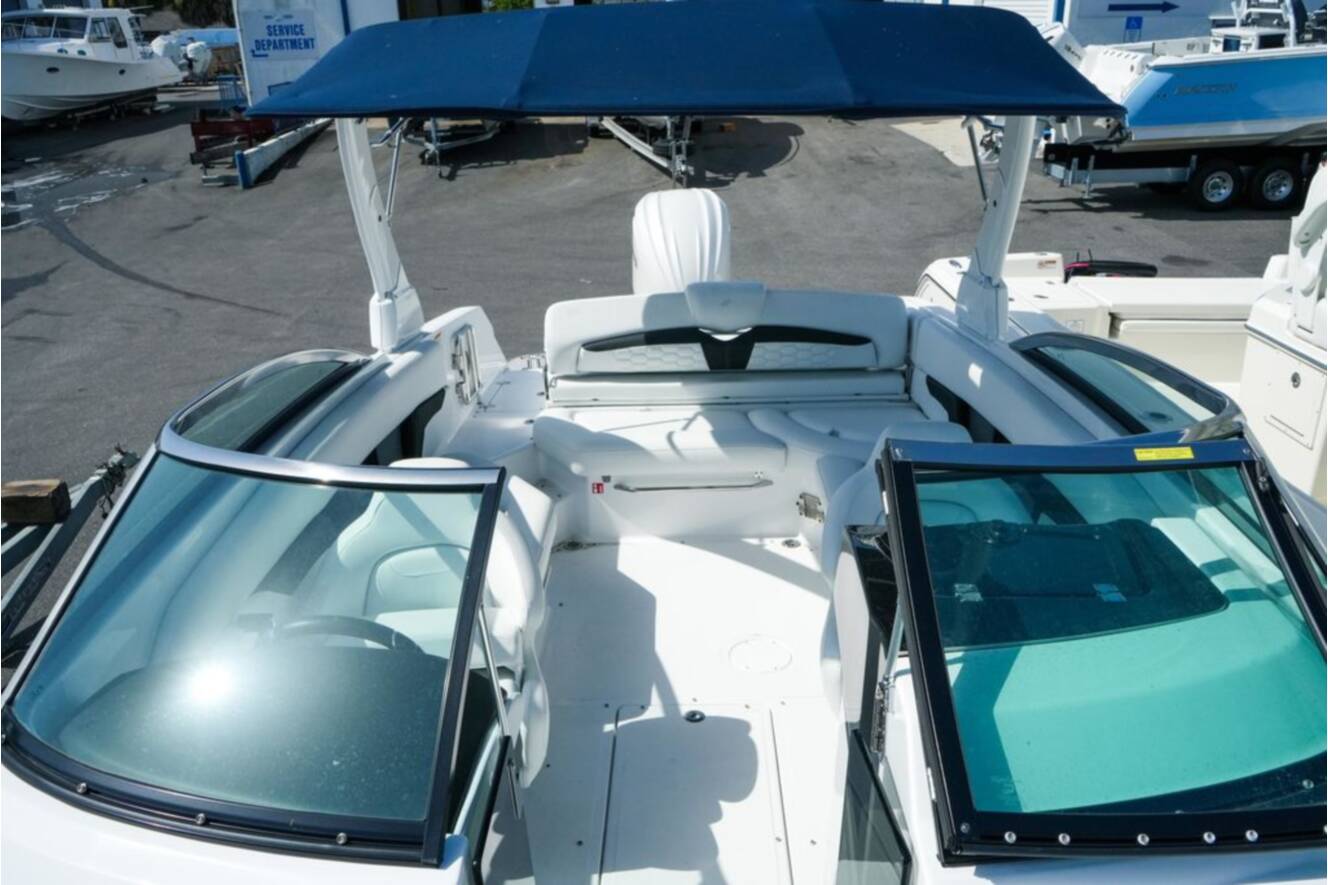 A photo of this 2026 Four Winns HD8 OB