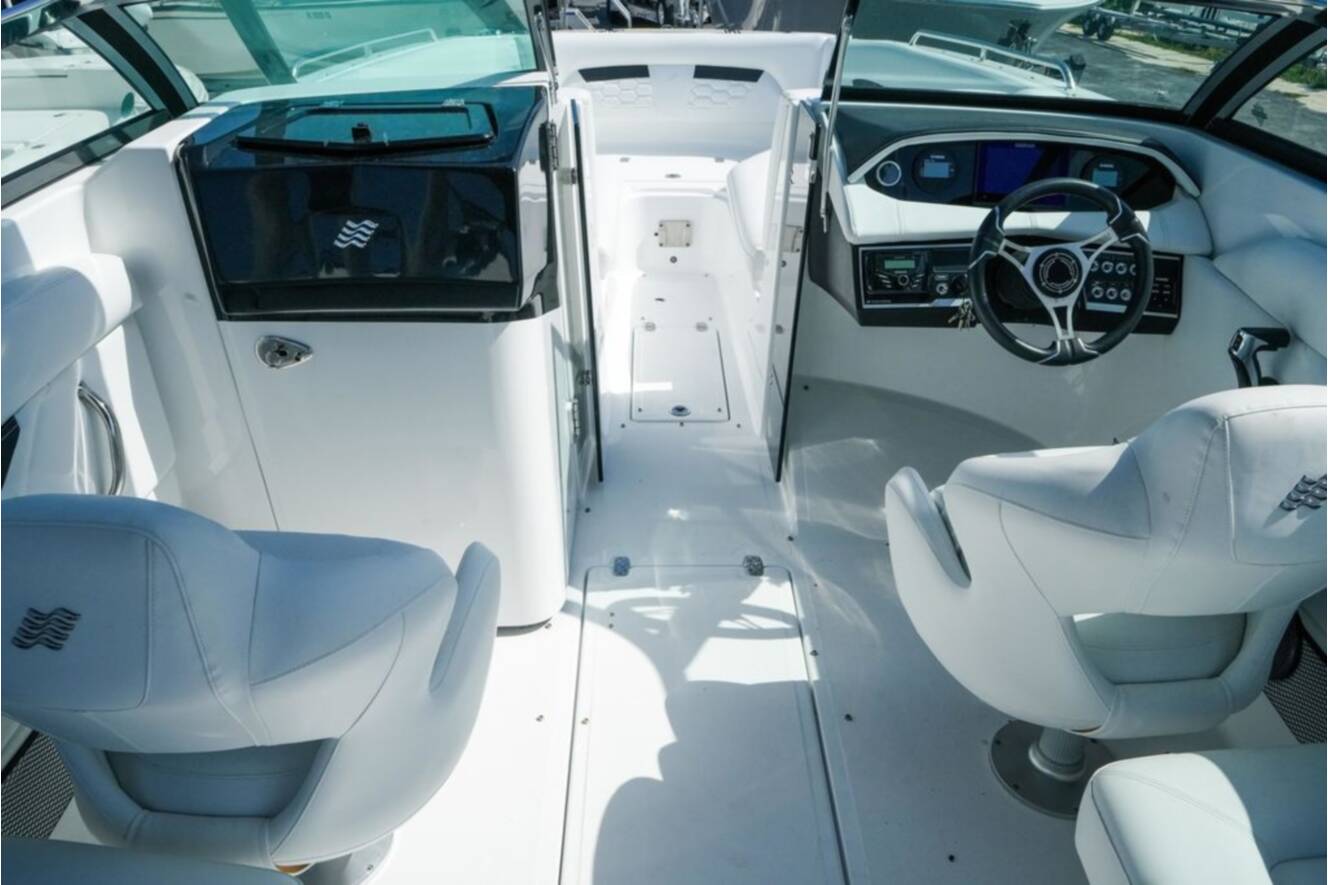 A photo of this 2026 Four Winns HD8 OB