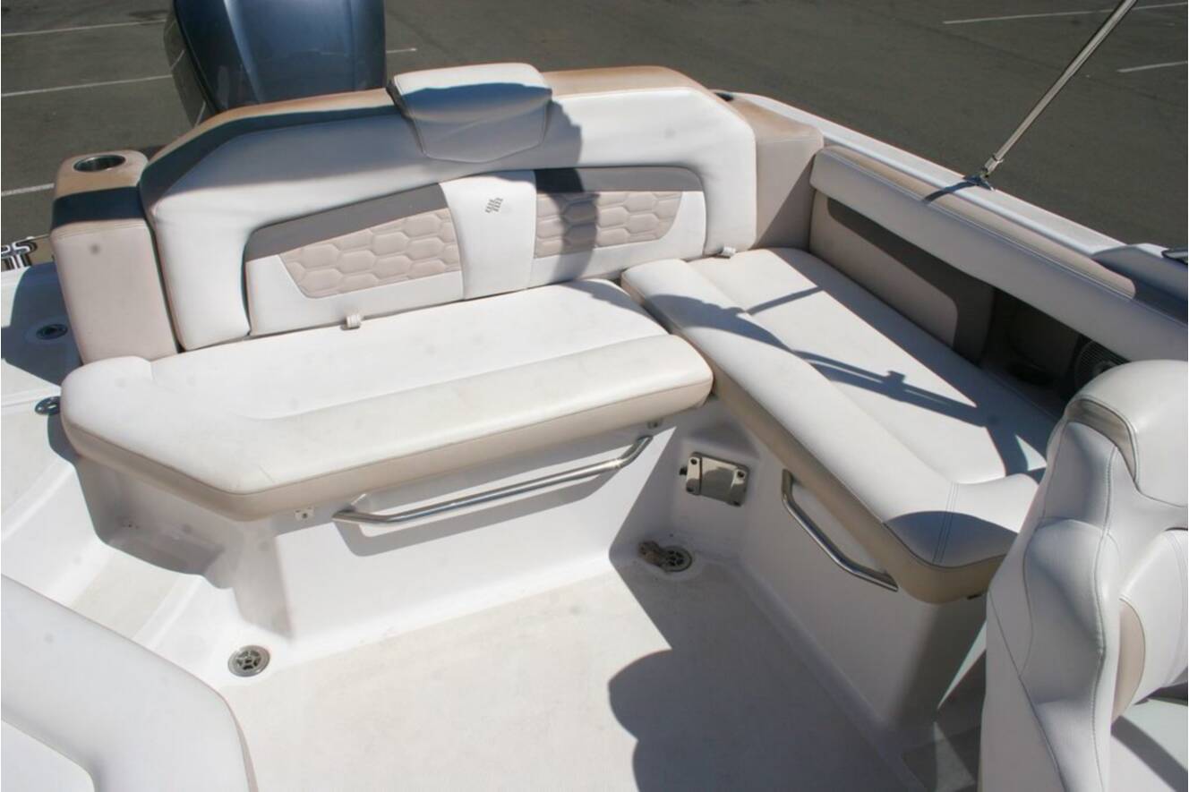 A photo of this 2018 Four Winns HD220 OB