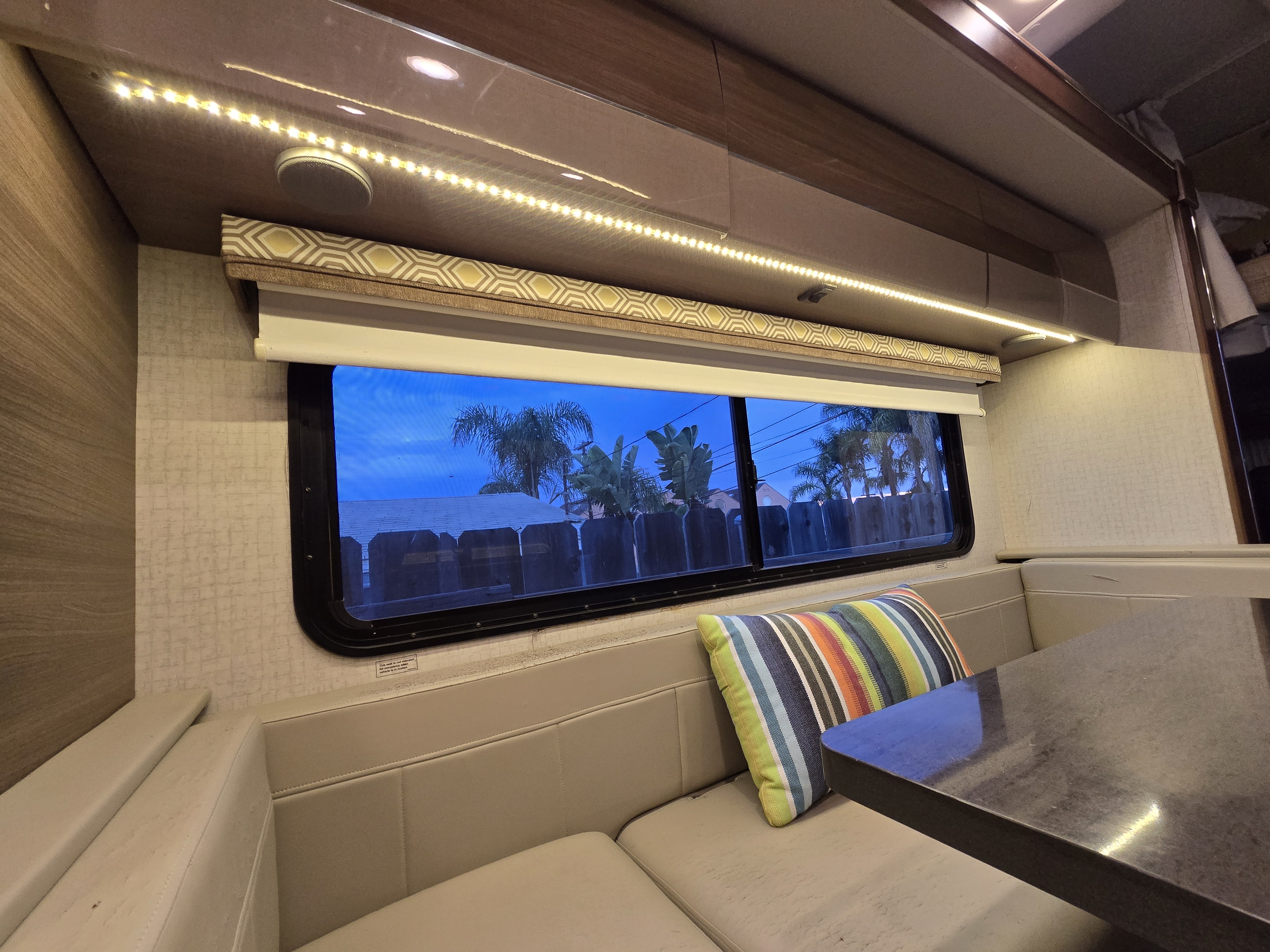 2016 Winnebago ITASCA NAVION 24J in oceanside CA