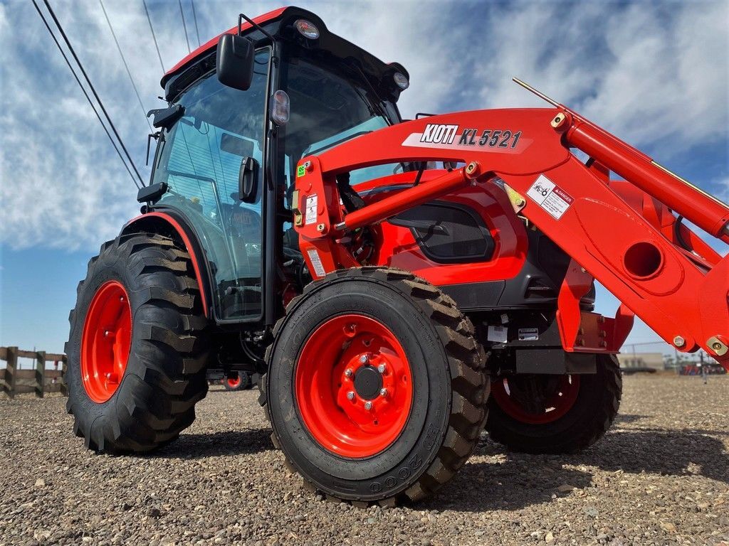 2026 KIOTI DK4720SEHC-TL 47HP 4x4 HYSTAT CAB Tractor w FREE FORKS in Phoenix, AZ