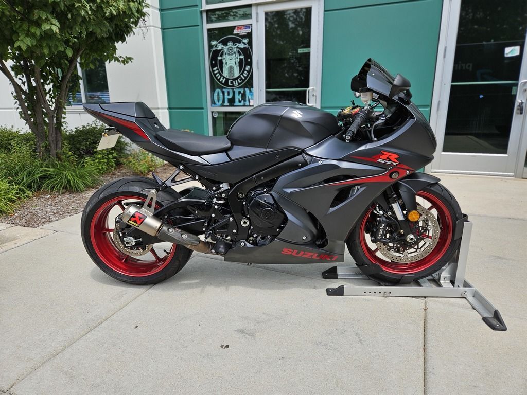 2017 Suzuki GSX-R1000 1000 in Romeoville, IL