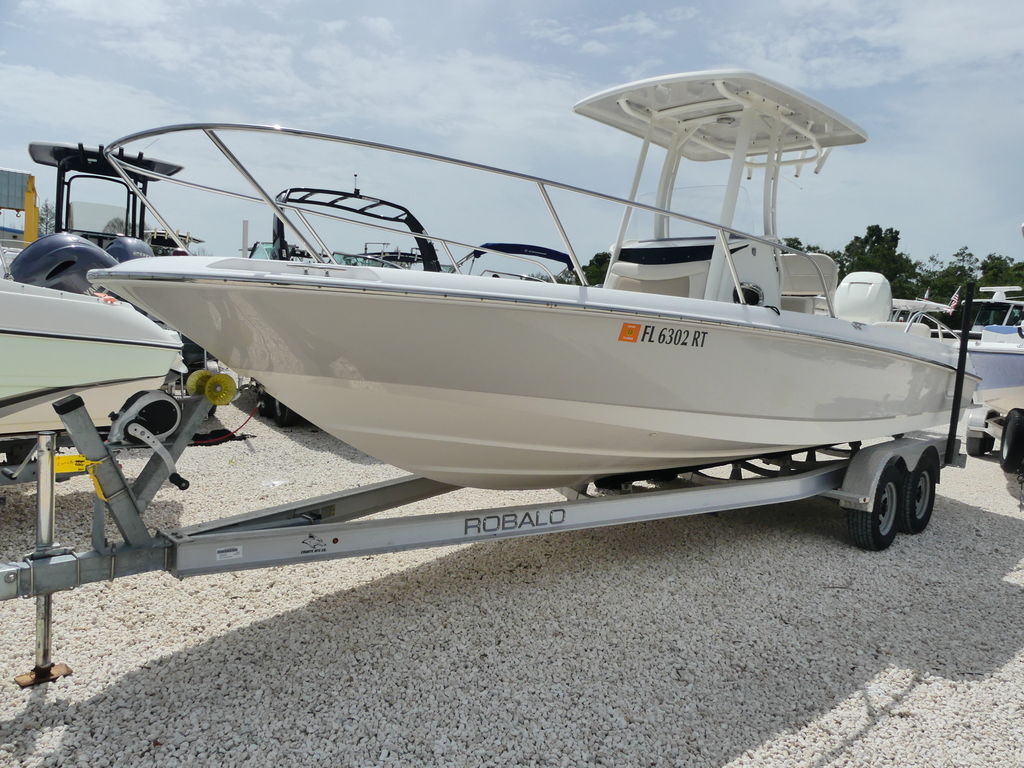 2018 Boston Whaler 240 Dauntless 280 in bradenton FL