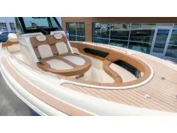 2027 Chris-Craft Catalina 31