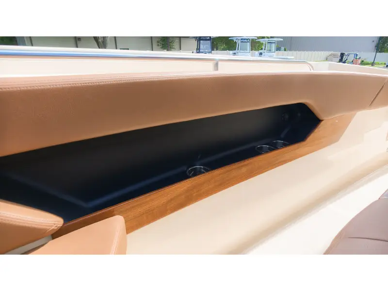 2027 Chris-Craft Catalina 31