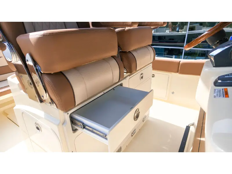 2027 Chris-Craft Catalina 31