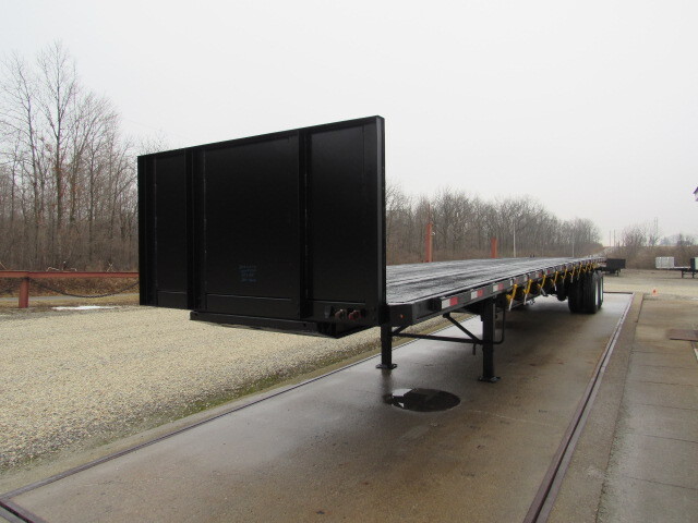 2013 Utility 45 X 102 Moffett Trailer in Grabill, IN