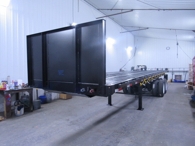 2013 Great Dane Trailers 32 X 96 Flatbed Moffett Trailer in Grabill, IN