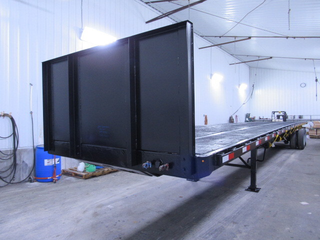 2015 Great Dane Trailers 48 X 102 Flatbed Moffett Trailer in Grabill, IN