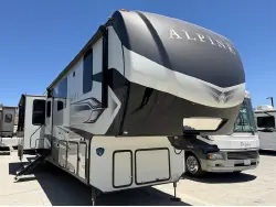 2022 Keystone 3720MD Alpine