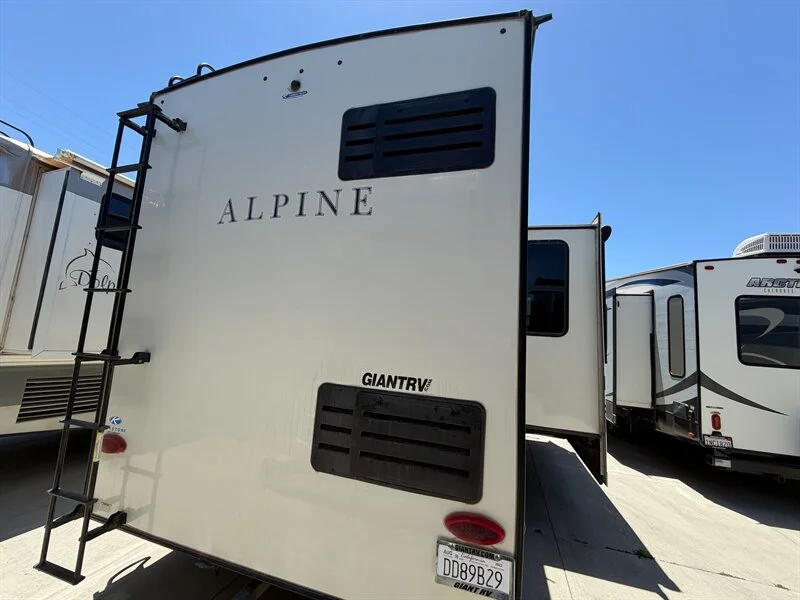 2022 Keystone 3720MD Alpine