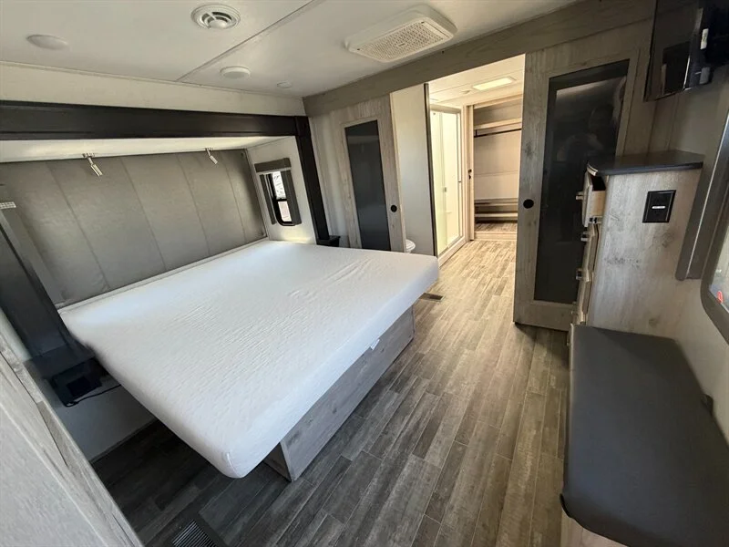 2022 Keystone 3720MD Alpine