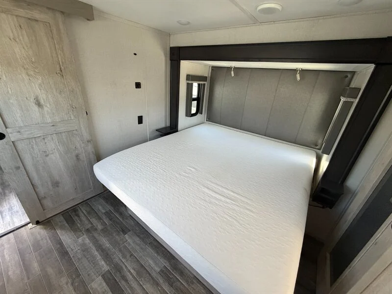 2022 Keystone 3720MD Alpine