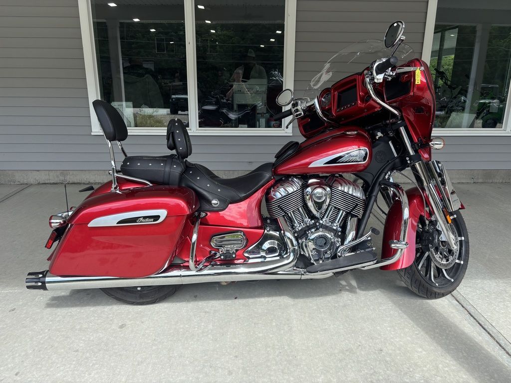 2019 Indian Motorcycle® Chieftain® Limited Ruby Metallic LIMITED in Swanzey, NH