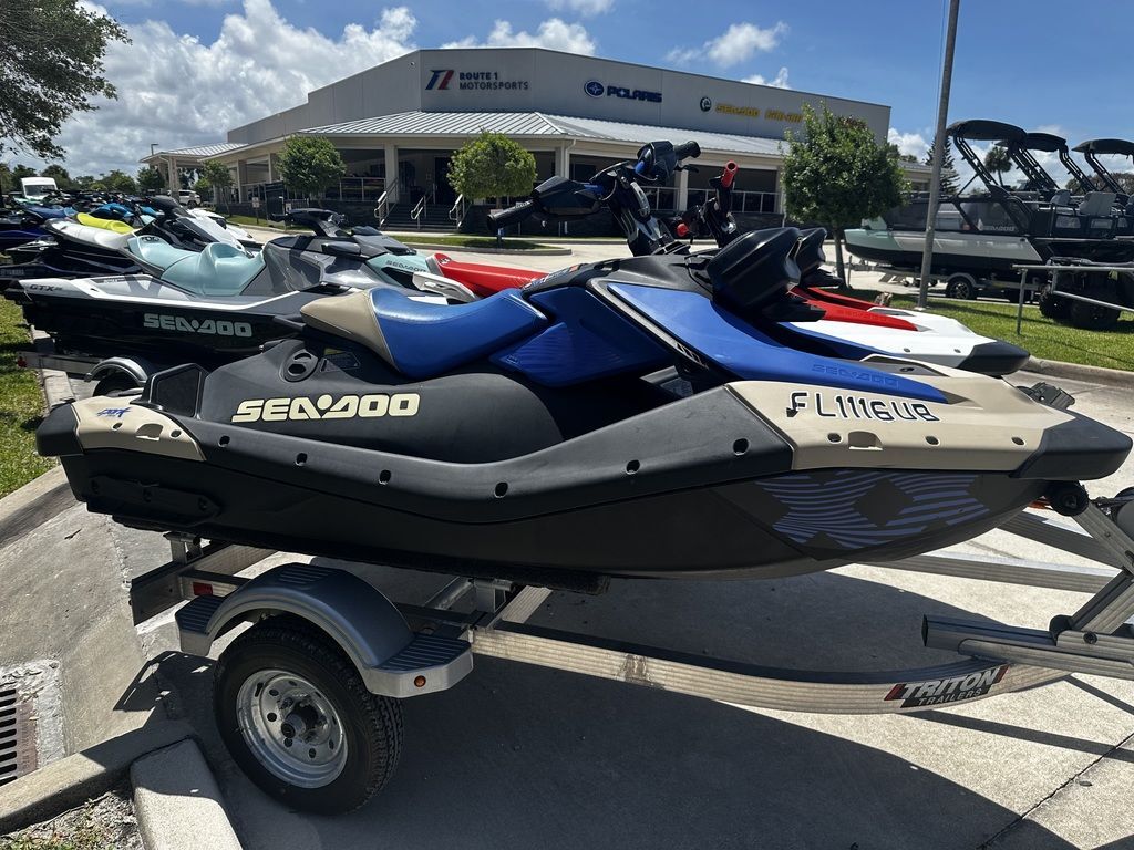 2025 Sea-Doo Spark Trixx for 1 Rotax® 900 ACE - 90 iBR and Au in malabar FL