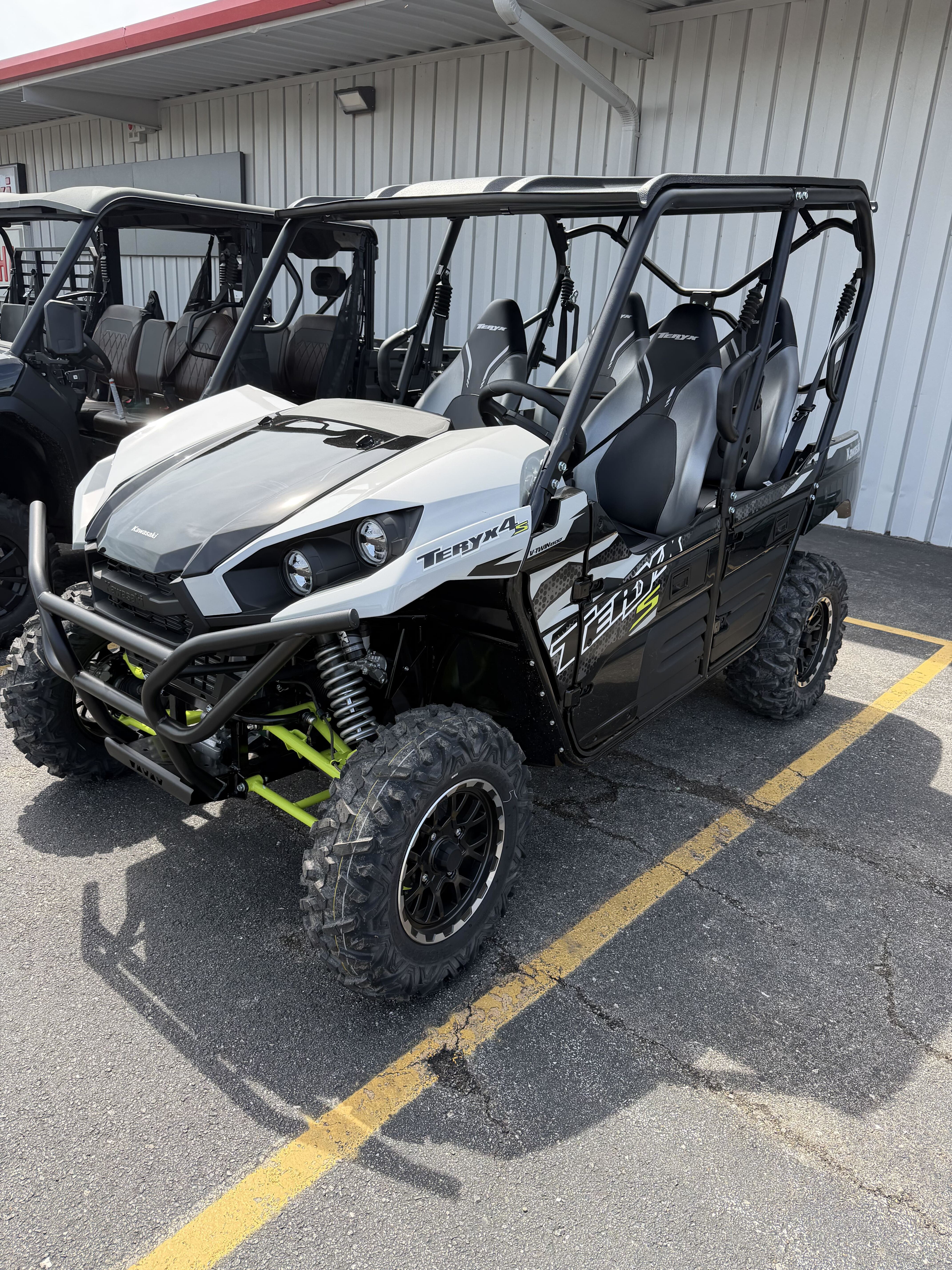 Kawasaki TERYX4 Four Wheelers For Sale Near Kansas City, MO - ATV