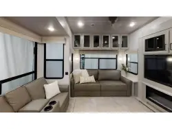 2022 Palomino Columbus C-Series 299RLC