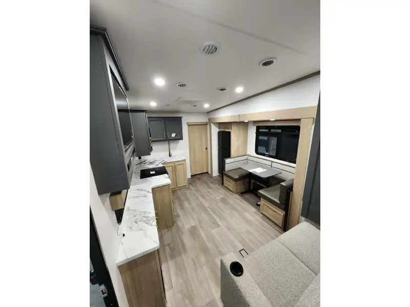 2026 KZ RV R28BH