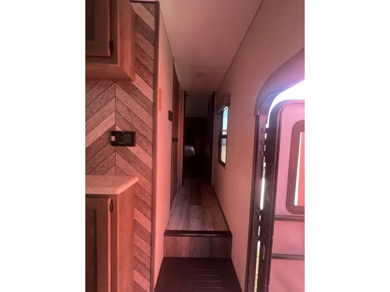 2021 KZ RV Sportster 353TH13
