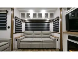 2022 Prime Time Manufacturing Crusader 382MBH