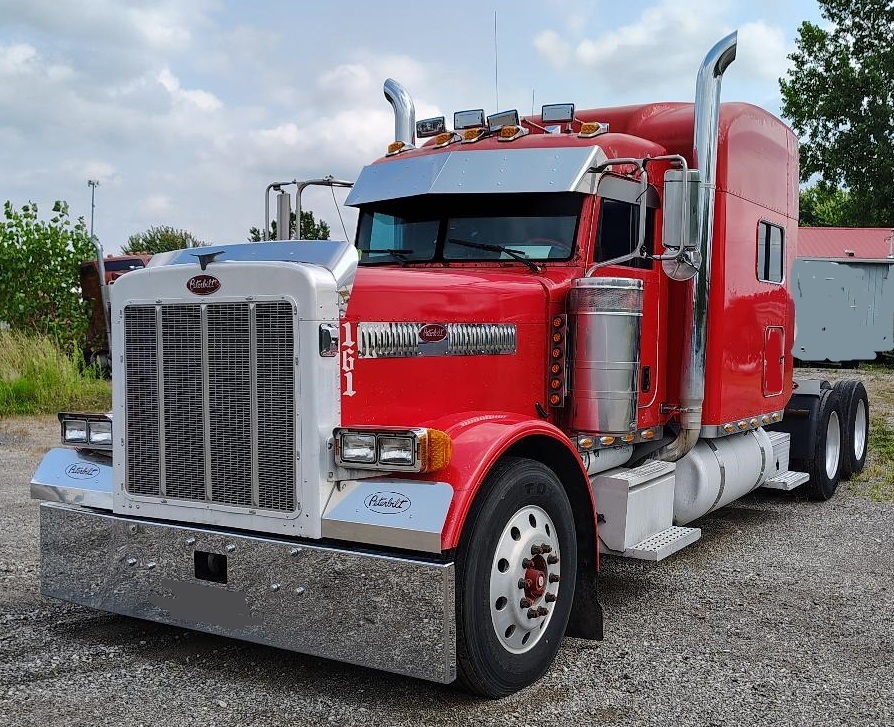 2005 PETERBILT 379 in Prairieville, LA