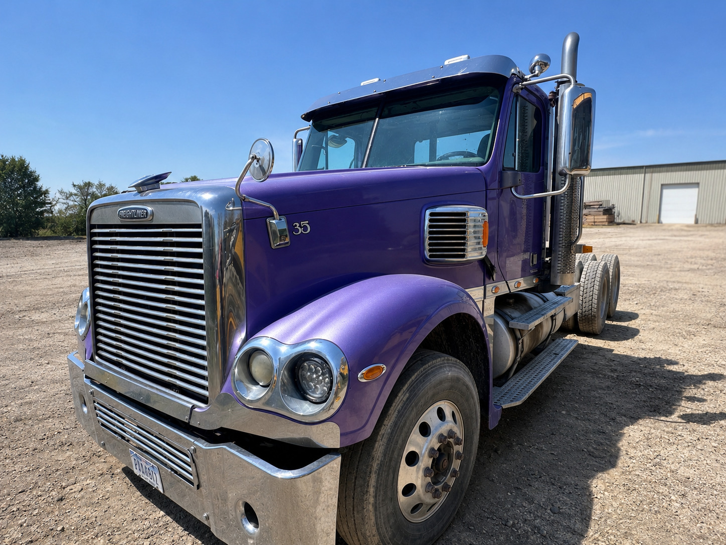 2006 FREIGHTLINER CC132 in Prairieville, LA