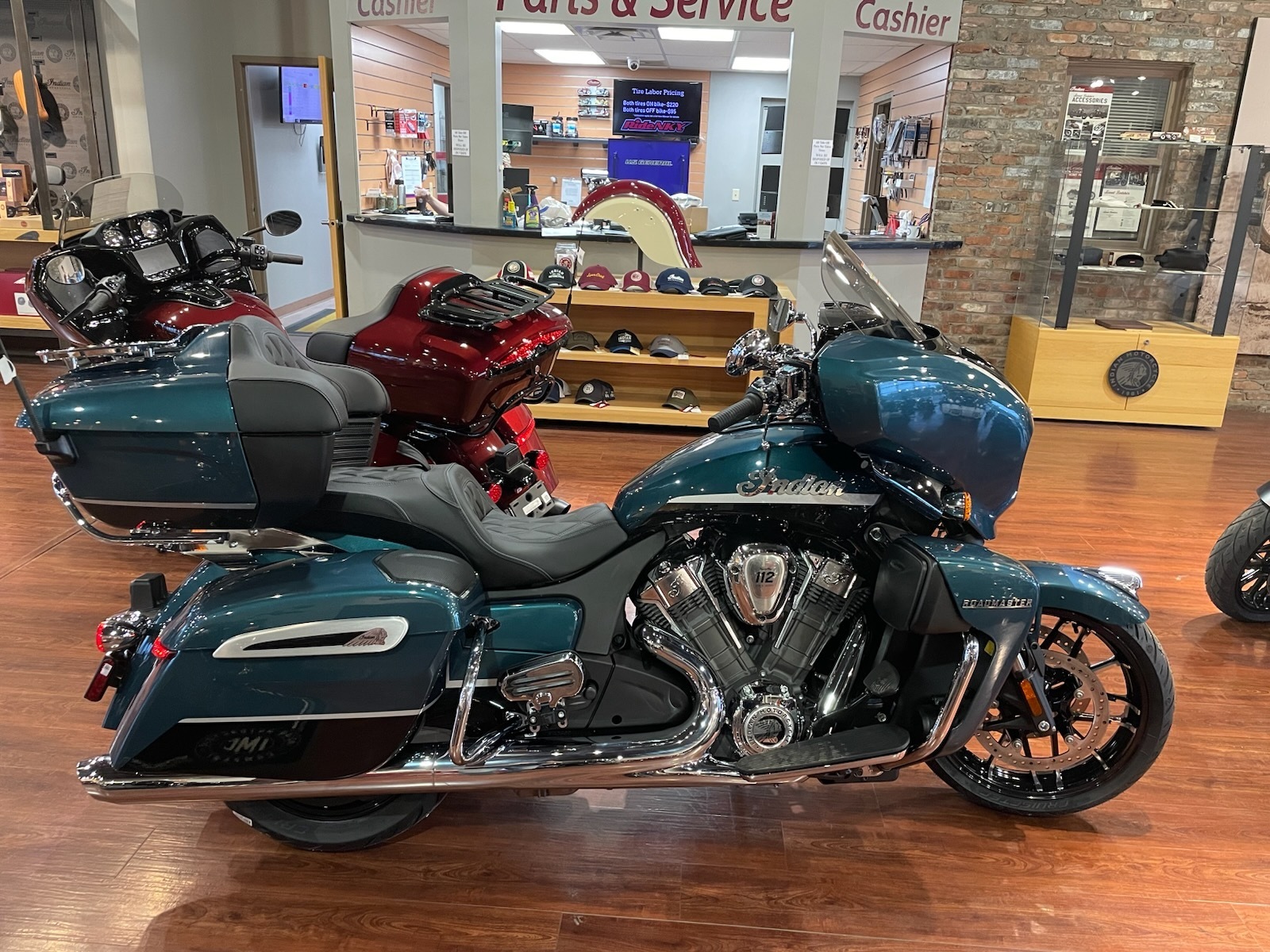 2026 Indian Motorcycle ROADMASTER POWERPLUS LIMITED + 112 & AUDIO PACKAGE LIMITED in Walton, KY
