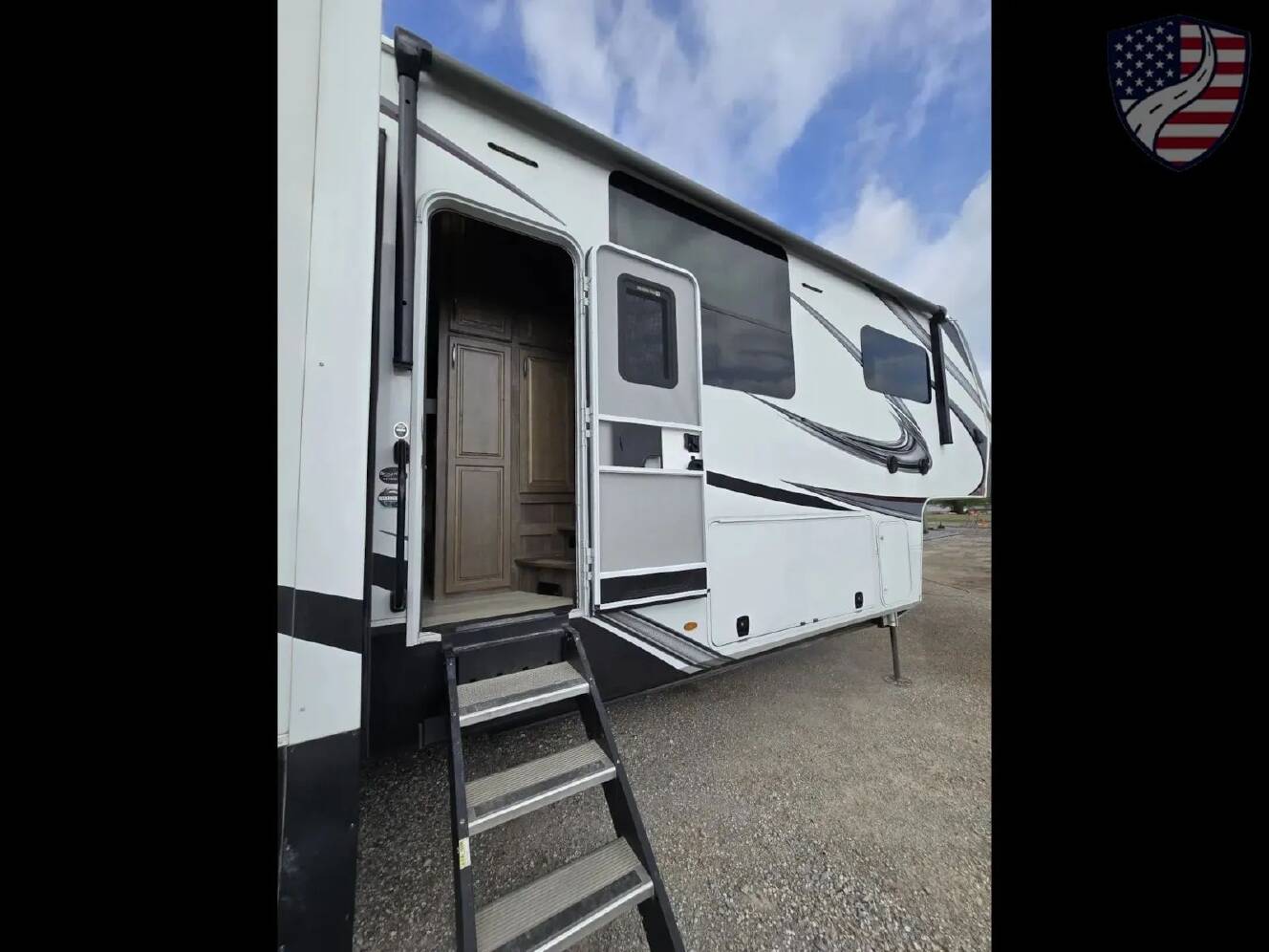 A photo of this 2021 Grand Design Solitude 390RK-R