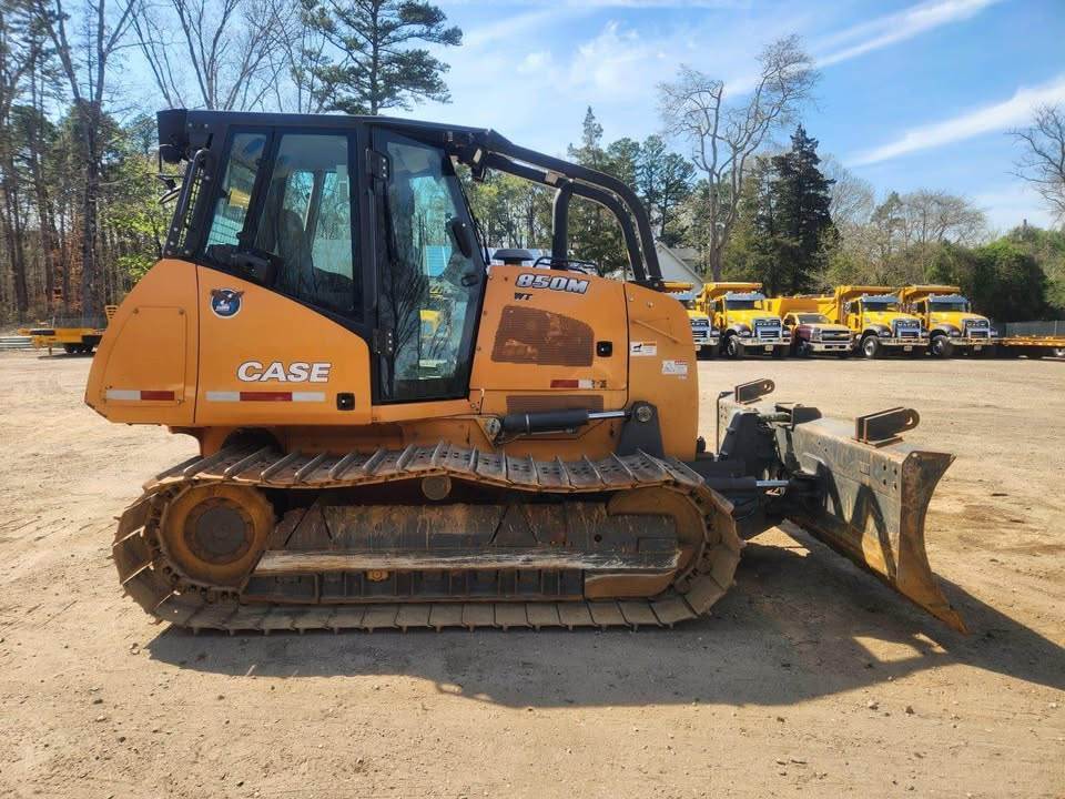 2017 Case 850M WT in Trenton, NJ