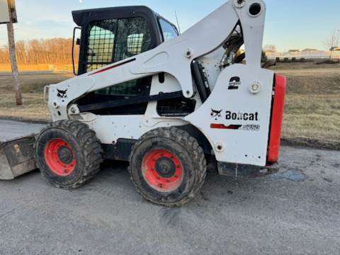 2013 Bobcat S750 in Harrisburg, PA