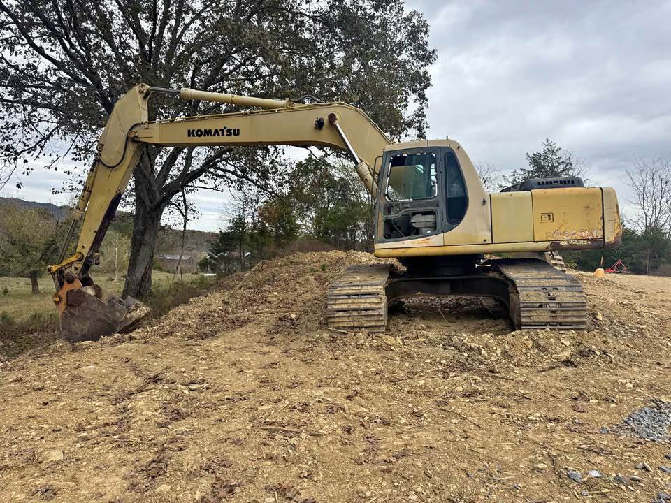 Komatsu PC250LC-6 in Nashville, TN