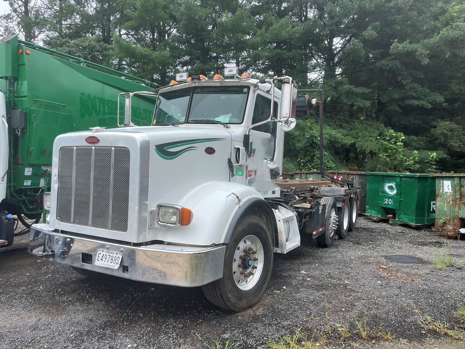 2013 Peterbilt 365 in Annapolis, MD