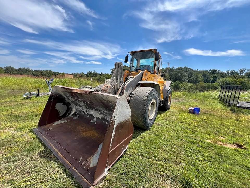 2006 Volvo L110E in Richmond, VA