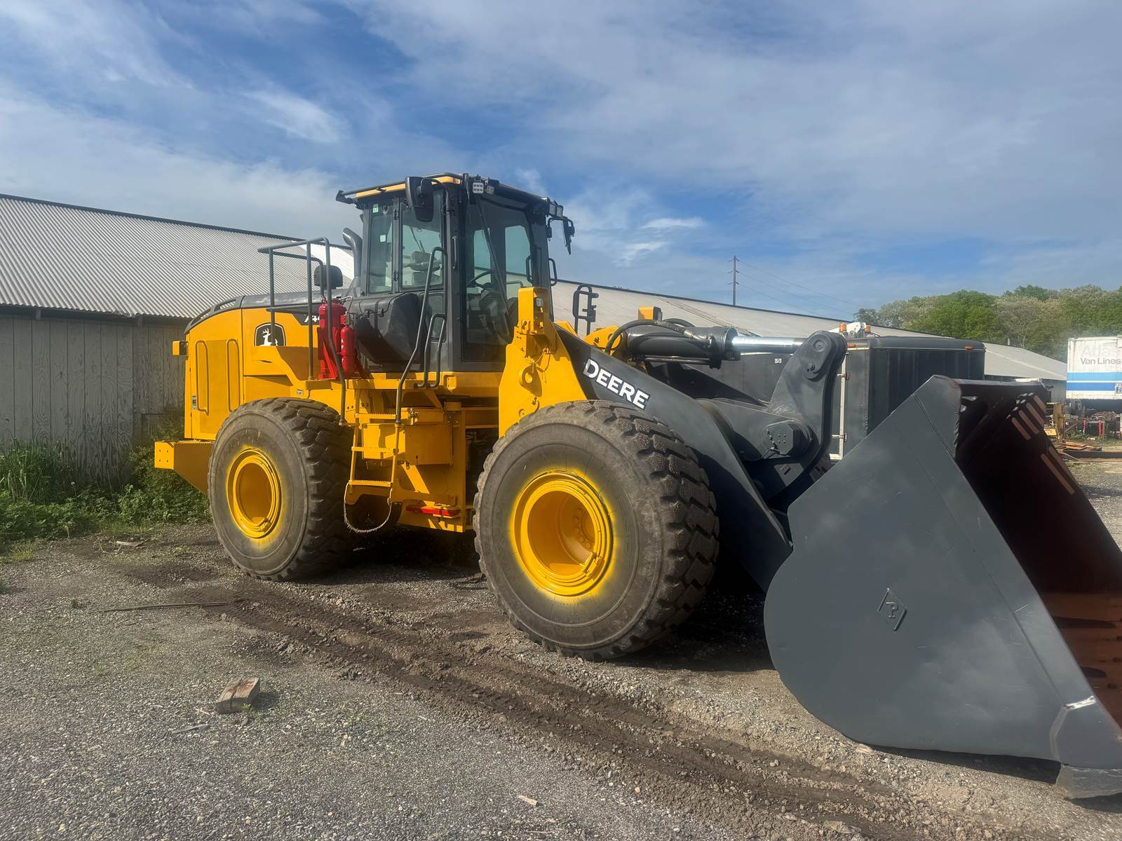 2020 John Deere 744L in Wayne, MI