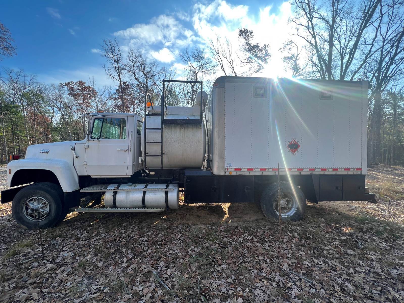 1990 Ford 8000 in Wayne, MI