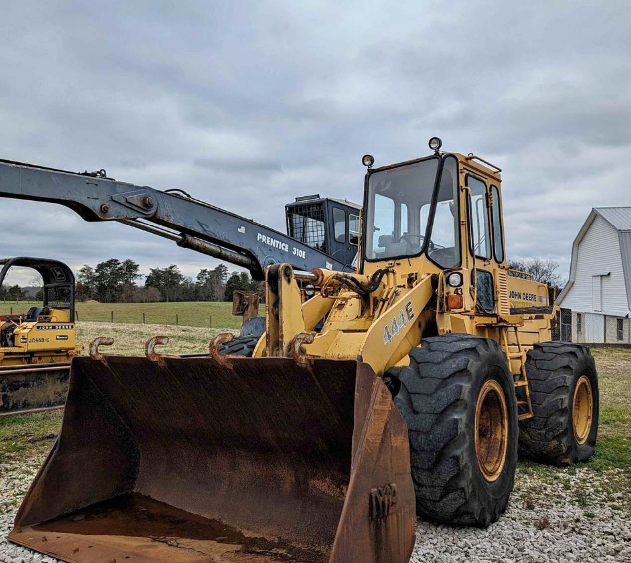 1989 John Deere 444E in Wayne, MI