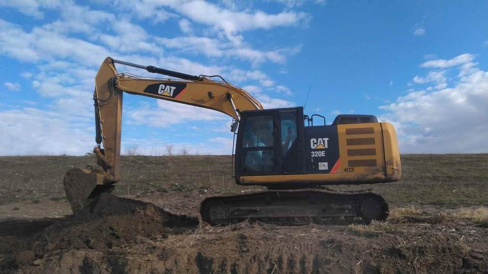 2012 Caterpillar 320EL in Wayne, MI