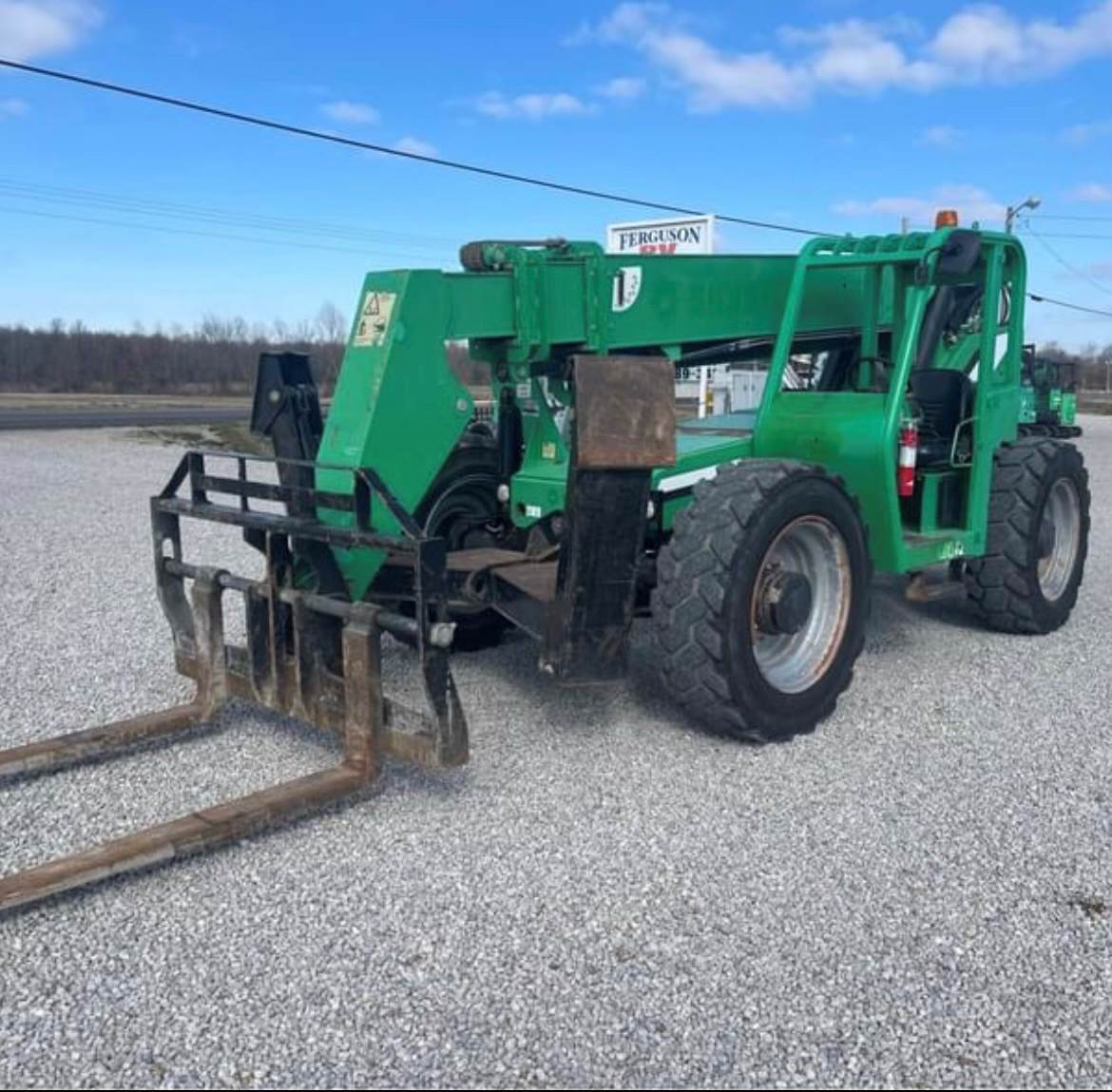 2015 SkyTrak 10042 in Belleville, MI