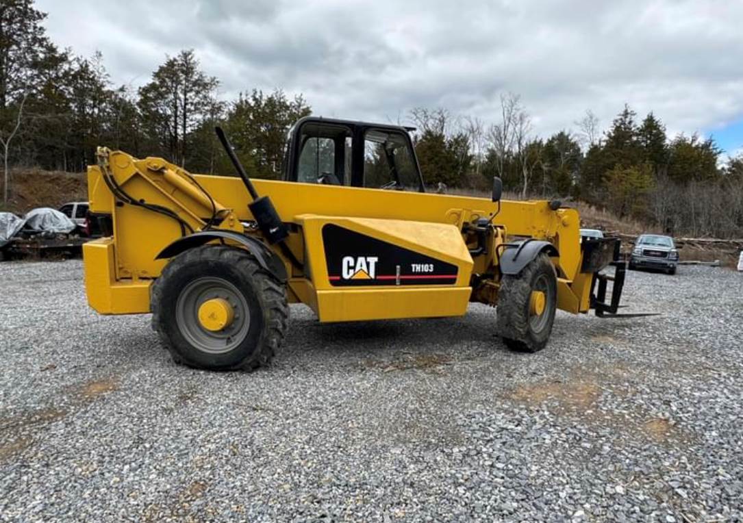 2005 Caterpillar TH103 in Wayne, MI