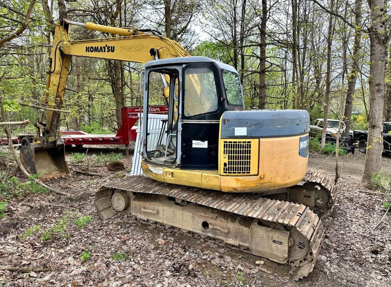2000 Komatsu PC128US in Wayne, MI