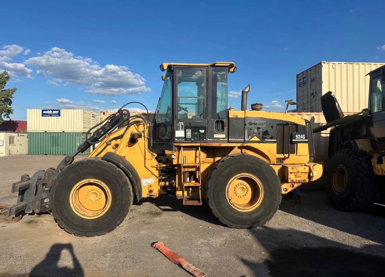 2000 Caterpillar 924G in Wayne, MI
