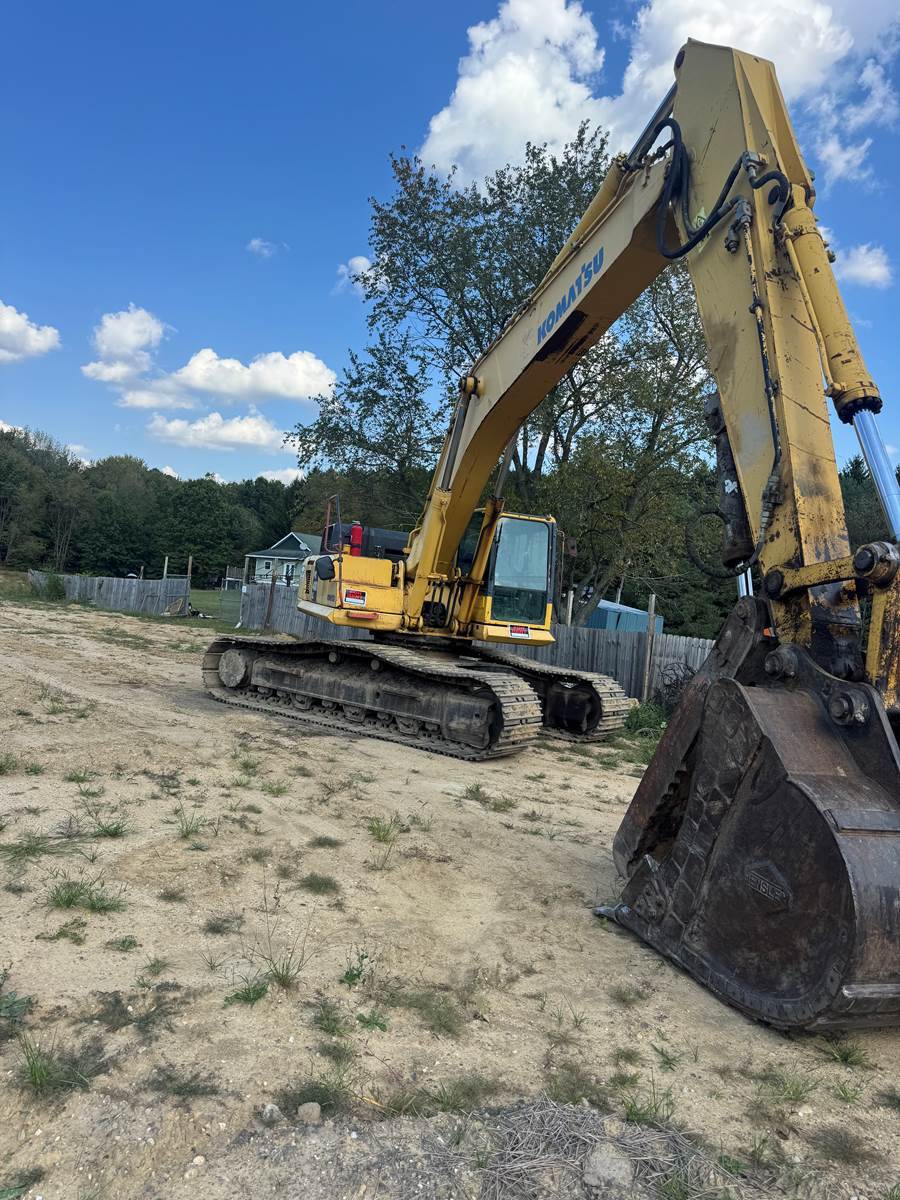 2008 Komatsu PC400LC-8 in Wayne, MI
