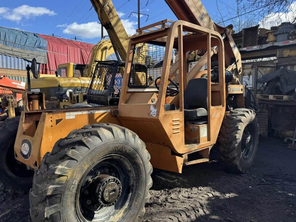 2004 Lull 844C-42 in Wayne, MI