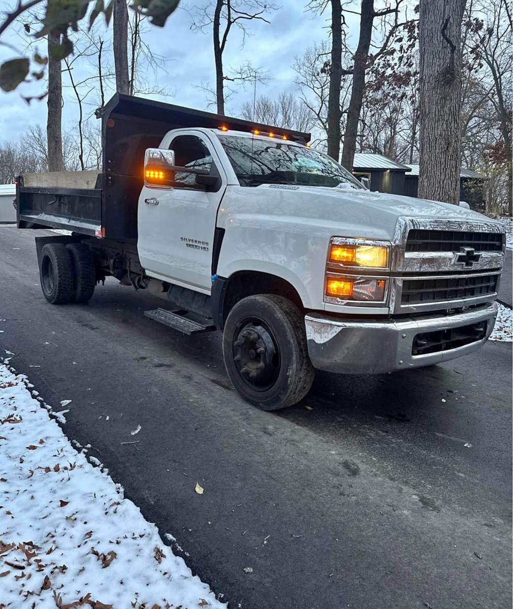2020 Chevrolet Silverado 5500HD in Van Buren Charter Township, MI