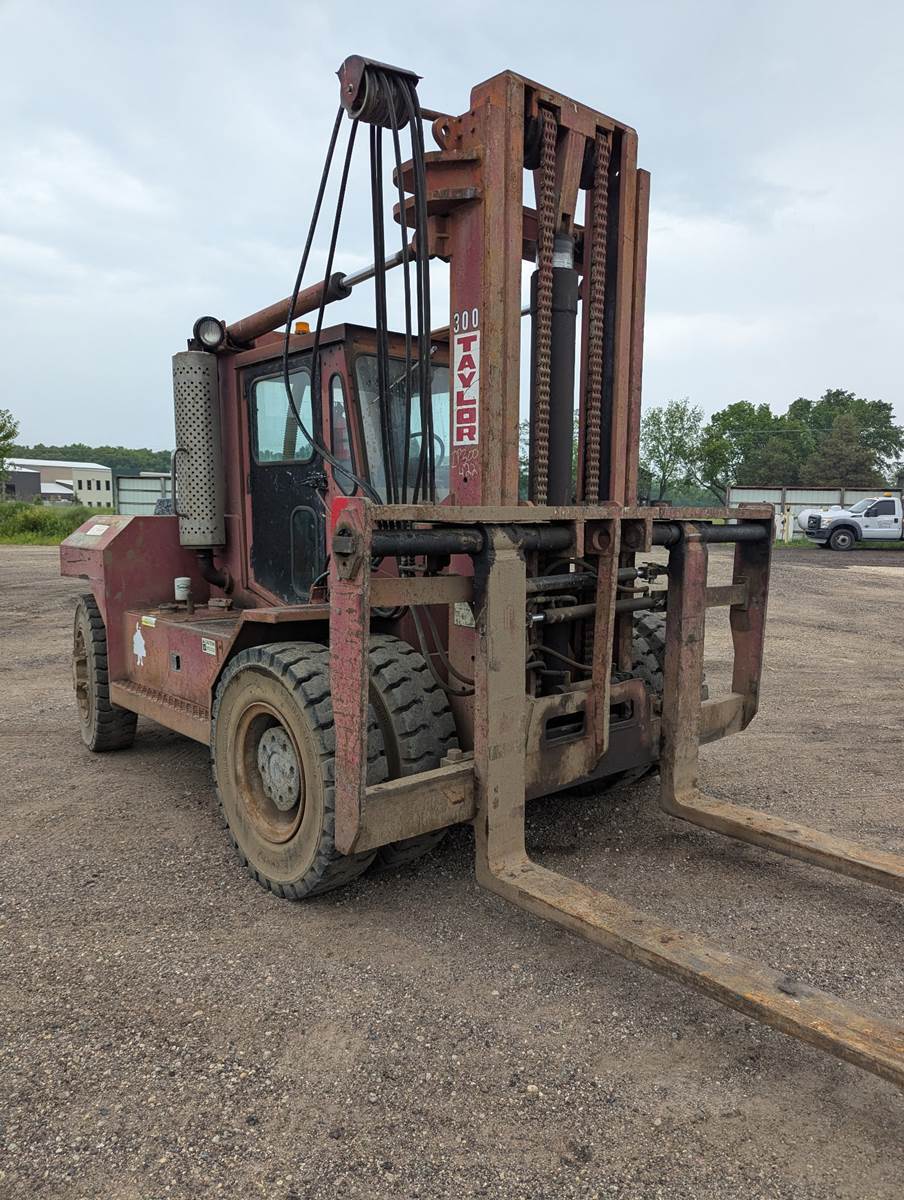 Taylor TY-300-S in Van Buren Charter Township, MI