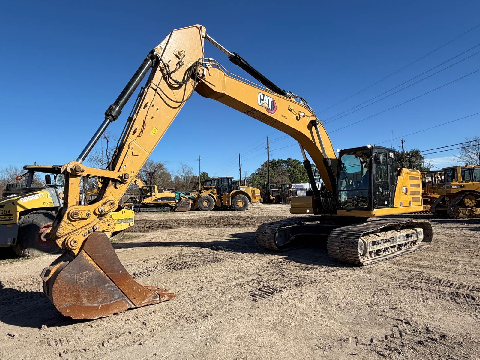 2022 Caterpillar 326 in Dallas, TX
