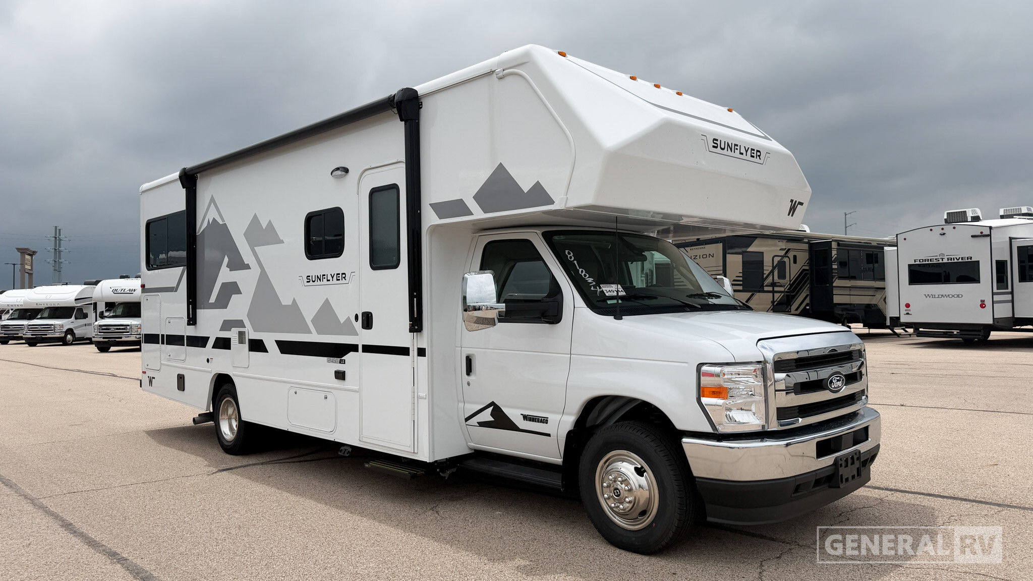 2027 Winnebago SUNFLYER 24GG RV