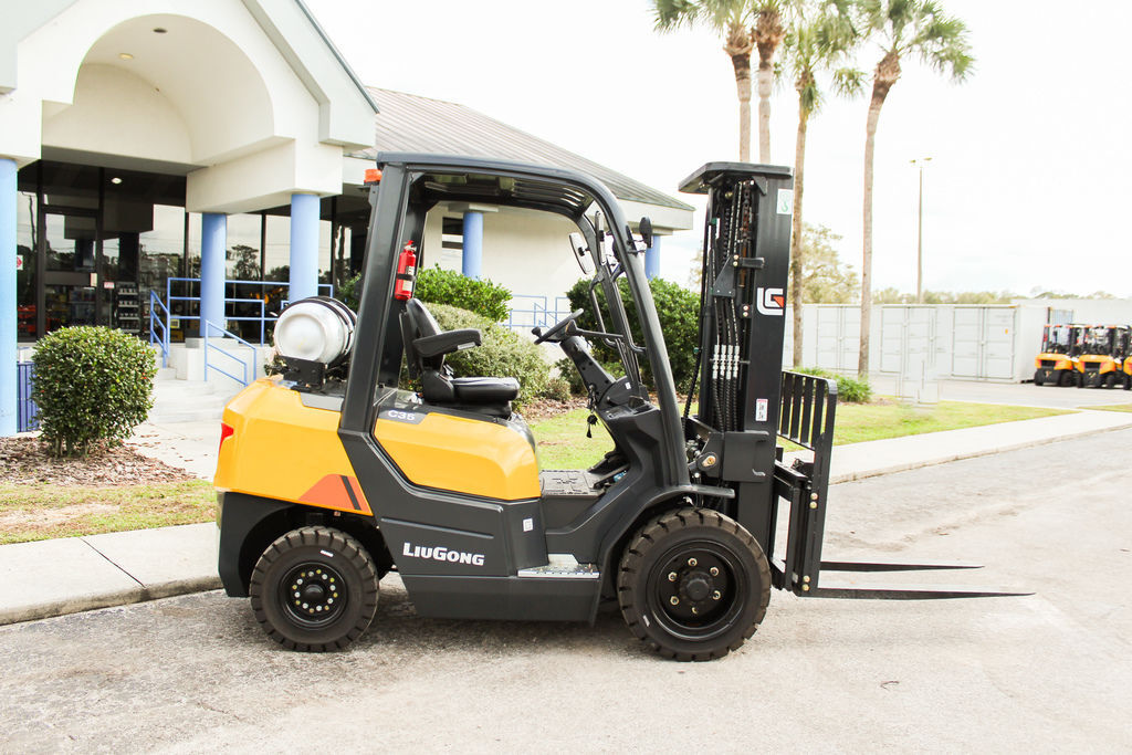 2023 LiuGong Material Handling Class V CLG2035G-3 in Homosassa, FL